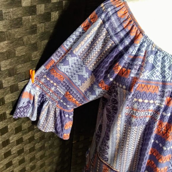 SOUTHWEST/AZTEC PATTERN TOP/ BLOUSE/WOMEN L/SIGNATURE STUDIO - Picture 3 of 7